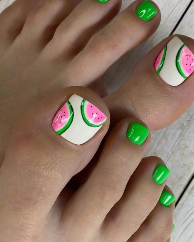 Nail art pastèque pour les orteils